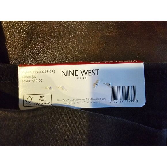 NWT Nine West Denim Heidi Pull On Jeans Black Size 14 Plus - Picture 8 of 12
